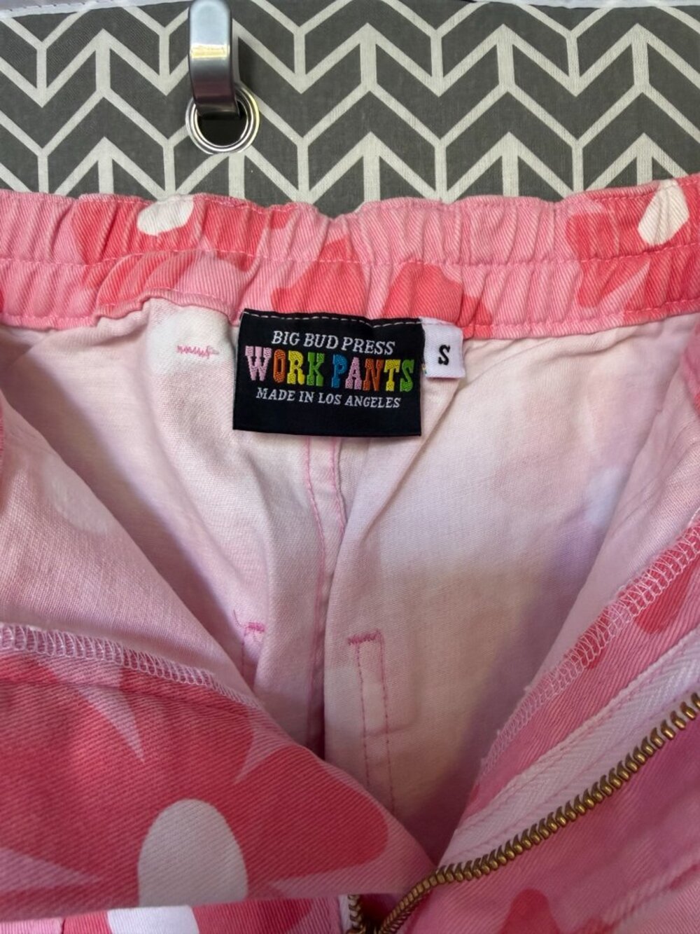 Big Bud Press Pink Floral Work Pants Size S Made in USA - Picture 2 of 3